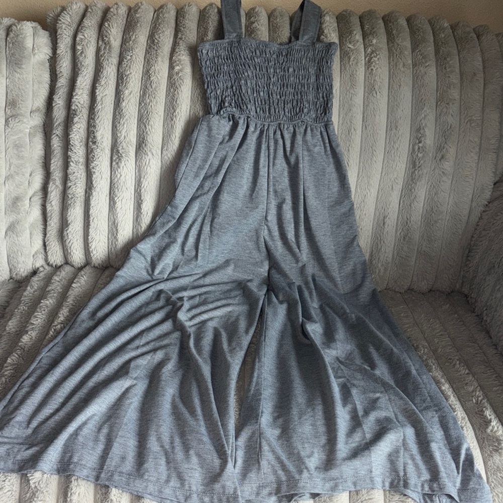 No Comment Smocked Strap Wide Leg  baggy  in Heather Gray Jumpsuit Size Small